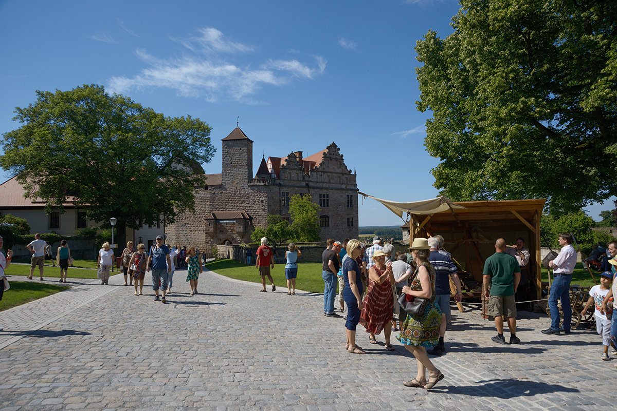 An manchen Tagen herrscht reger Andrang auf der Cadolzburg